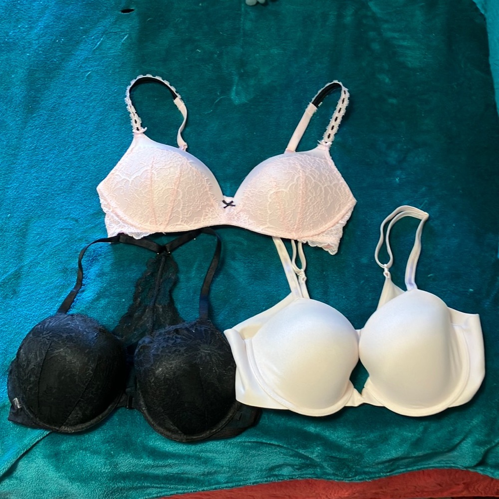 Victoria’s Secret Bras Size 36C